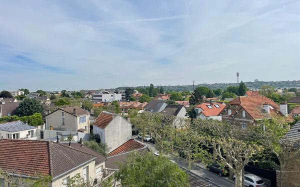 Appartement à vendre    3 pièces • 62,32 m2 Saint-Maur-des-Fossés