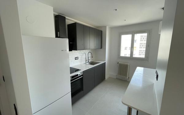 Appartement à vendre    3 pièces • 62,32 m2 Saint-Maur-des-Fossés