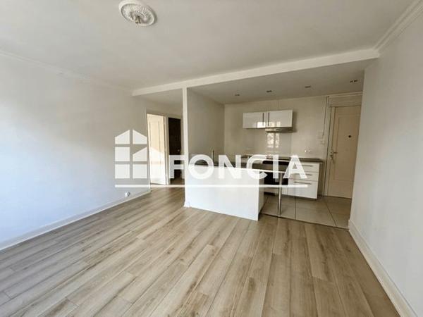 Location Appartement 3 pièces 49.7 m² - 1, COURS ARISTIDE BRIAND Caluire Et Cuire 69300