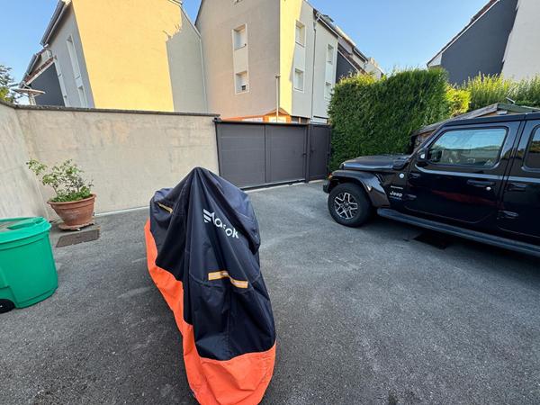 ROOFTOP D'EXCEPTION  DUPLEX 7 PIECES RENOVE TERRASSE PARKING BAVILLIERS