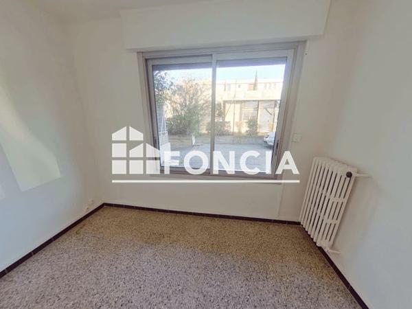 Location Studio 30.44 m² - 211 AVENUE DE MONTOLIVET Marseille 13012