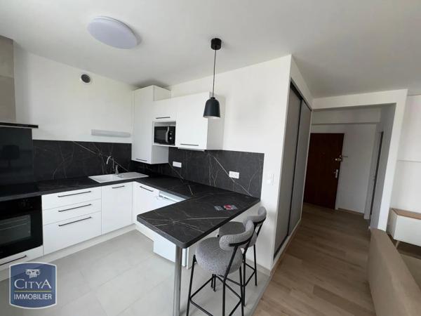 Appartement à louer 2 pièces 46.2m² Angoulême (16000)