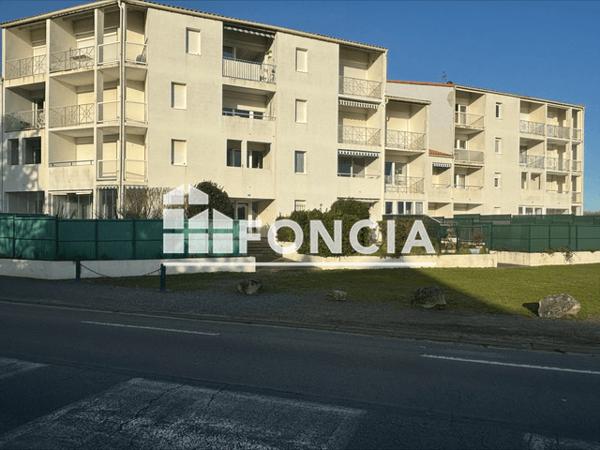 Location Studio meublé 24.89 m² - 129 BD DE LATTRE DE TASSIGNY Chatelaillon Plage 17340