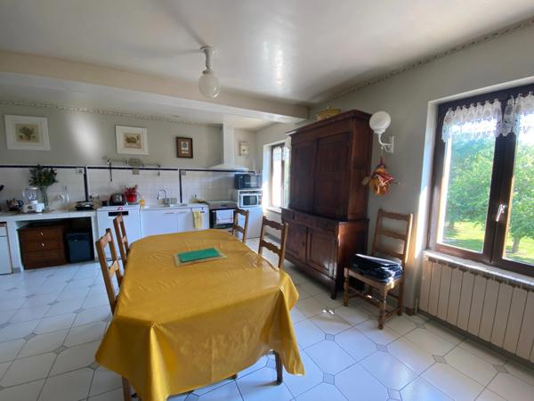 Maison à vendre 8 pièces CHATENOY LE ROYAL (71)