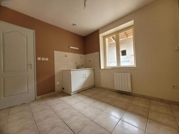 Appartement à louer à Bâgé Dommartin dans l'Ain (01380), ref : 008/2294