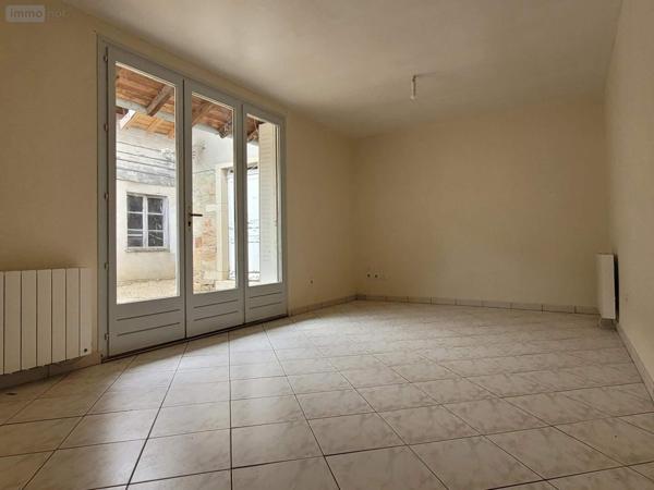 Appartement à louer à Bâgé Dommartin dans l'Ain (01380), ref : 008/2294