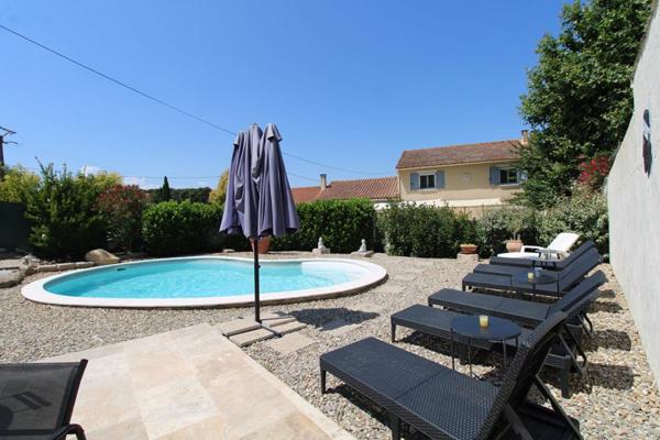 13210 St-Rémy - Mas en pierre 145 m² + gîte 70 m² - Piscine 8X4 - grand terrain