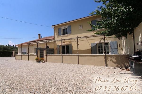 13210 St-Rémy - Mas en pierre 145 m² + gîte 70 m² - Piscine 8X4 - grand terrain
