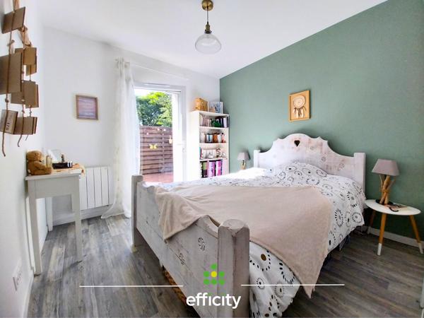 Maison
         4 pièces
        - 93 m²