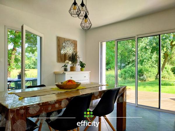 Maison
         4 pièces
        - 93 m²