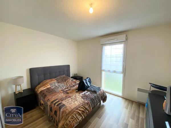 Appartement à louer 2 pièces 40.07m² Saint-Juéry (81160)