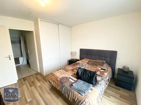 Appartement à louer 2 pièces 40.07m² Saint-Juéry (81160)