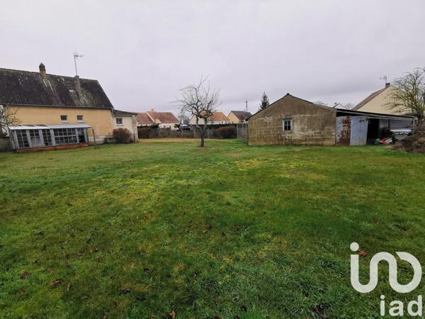 Maison 4 pièces de 90 m² à Dollon (72390)