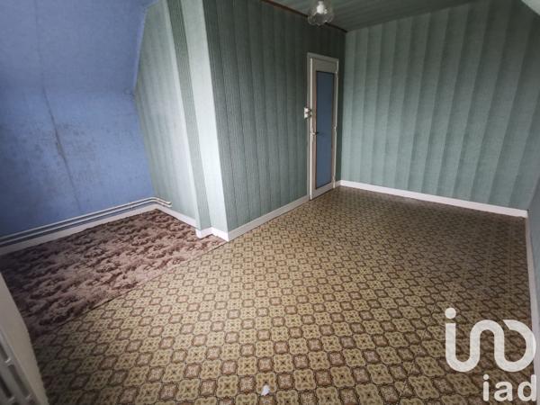 Maison 4 pièces de 90 m² à Dollon (72390)