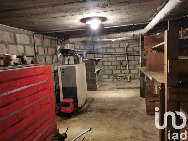 Maison 4 pièces de 90 m² à Dollon (72390)