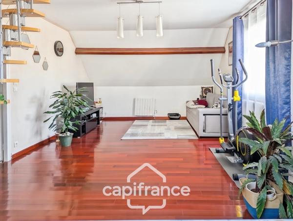 Appartement/ maison de ville à vendre, 3 pièces VELIZY VILLACOUBLAY (78), en duplex, type maison de ville, avec sous-sol et stationnement