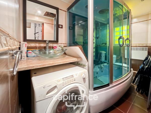 Appartement/ maison de ville à vendre, 3 pièces VELIZY VILLACOUBLAY (78), en duplex, type maison de ville, avec sous-sol et stationnement