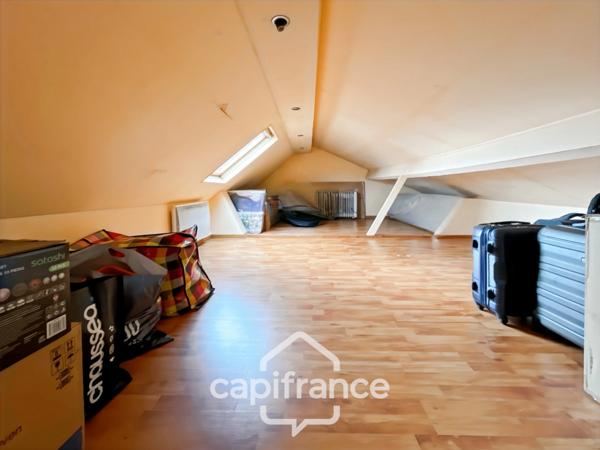 Appartement/ maison de ville à vendre, 3 pièces VELIZY VILLACOUBLAY (78), en duplex, type maison de ville, avec sous-sol et stationnement