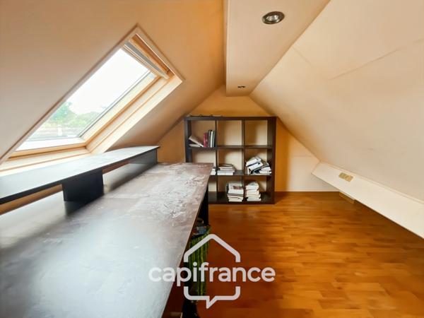 Appartement/ maison de ville à vendre, 3 pièces VELIZY VILLACOUBLAY (78), en duplex, type maison de ville, avec sous-sol et stationnement