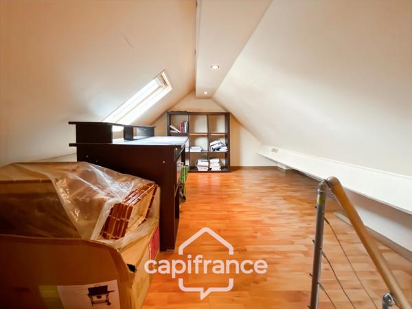 Appartement/ maison de ville à vendre, 3 pièces VELIZY VILLACOUBLAY (78), en duplex, type maison de ville, avec sous-sol et stationnement
