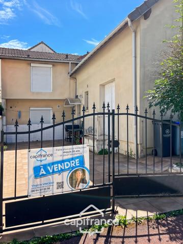 Appartement/ maison de ville à vendre, 3 pièces VELIZY VILLACOUBLAY (78), en duplex, type maison de ville, avec sous-sol et stationnement