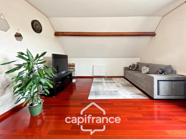 Appartement/ maison de ville à vendre, 3 pièces VELIZY VILLACOUBLAY (78), en duplex, type maison de ville, avec sous-sol et stationnement