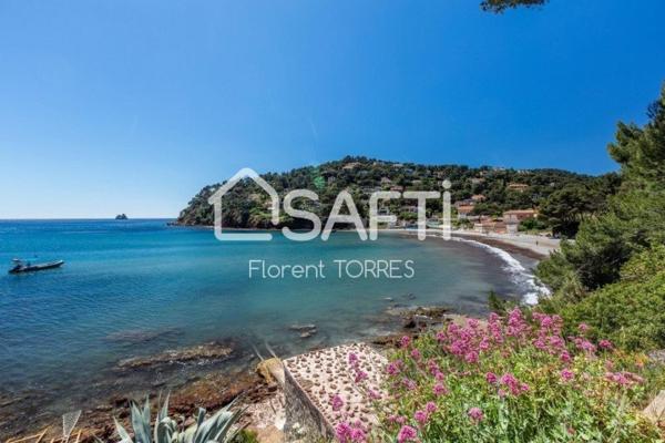 VENTE CONFIDENTIELLE | Villa d'architecte à 200 m de la plage de Fabrégas