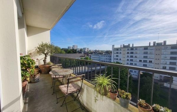 Vente Appartement P2 Réf : Dragonnier à rénover Cholet   