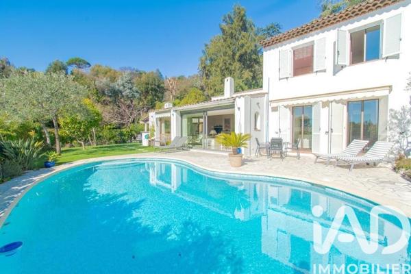 Maison à vendre 5 pièces 156,12 m² Villeneuve-Loubet