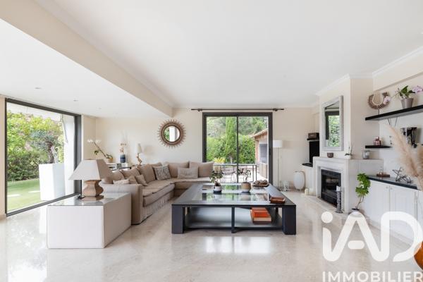Maison à vendre 5 pièces 156,12 m² Villeneuve-Loubet