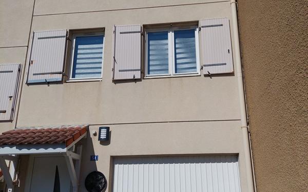 Maison à louer    3 pièces • 73 m2 Jassans-Riottier