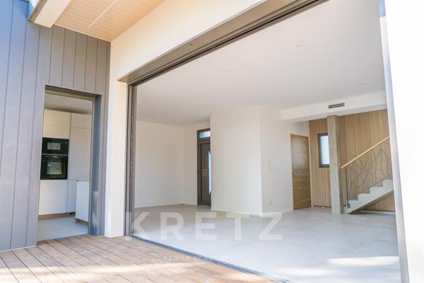 Villa contemporaine en bord de mer