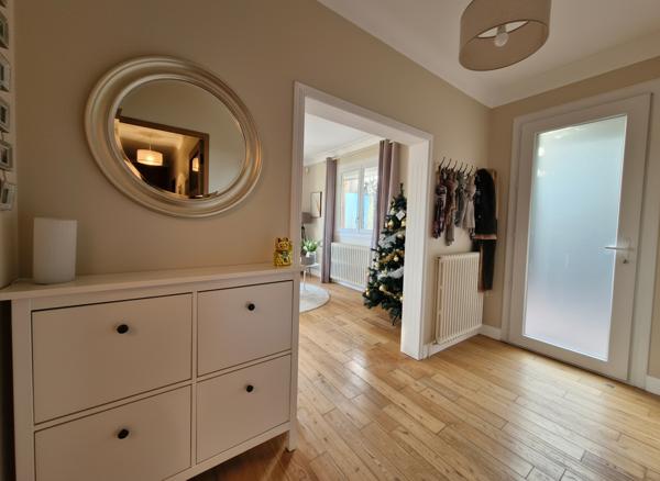 VILLA CASTANET TOLOSAN avec JARDIN,  SALLE DE SPORT  ou SALLE DE CINEMA