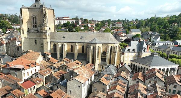 Immeuble renaissance de caractère à fort potentiel