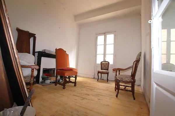 Immeuble renaissance de caractère à fort potentiel