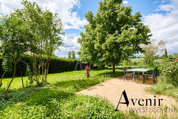MAISON DE CARACTERE 240 m2 hab - TERRAIN 700 m2 Limonest MAISON DE CARACTERE 240 m2 hab - TERRAIN 700 m2 Limonest