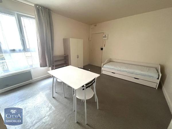 Appartement à louer 1 pièce 21.07m² Saint-Quentin (02100)