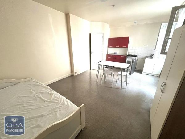 Appartement à louer 1 pièce 21.07m² Saint-Quentin (02100)