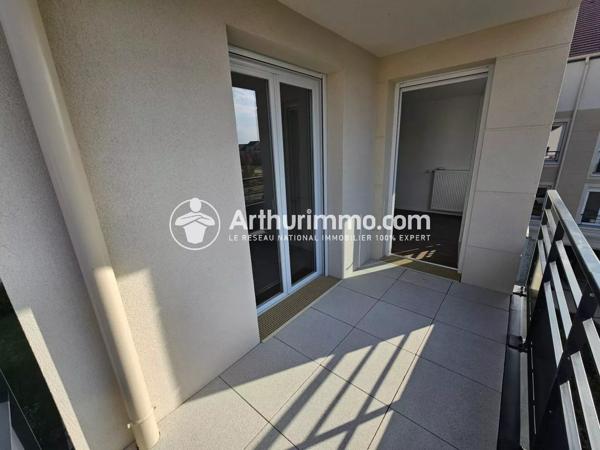 Location                                                      Appartement
                        
                     2 pièces                      44 m2                     à Saint-Pierre-du-Perray