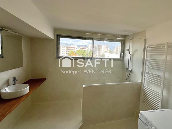 Superbe T2 de 57m² rénové exposé Sud, Ajaccio