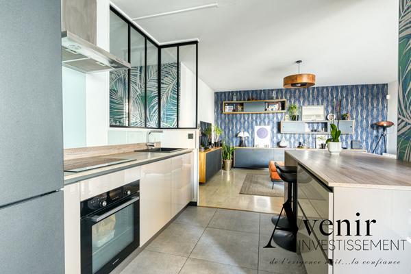 Appartement 70m2 2 chambres avec terrasse et box fermé Résidence standing avec piscine Lyon 4ème Croix-Rousse Lyon Appartement 70m2 2 chambres avec terrasse et box fermé Résidence standing avec piscine Lyon 4ème Croix-Rousse Lyon