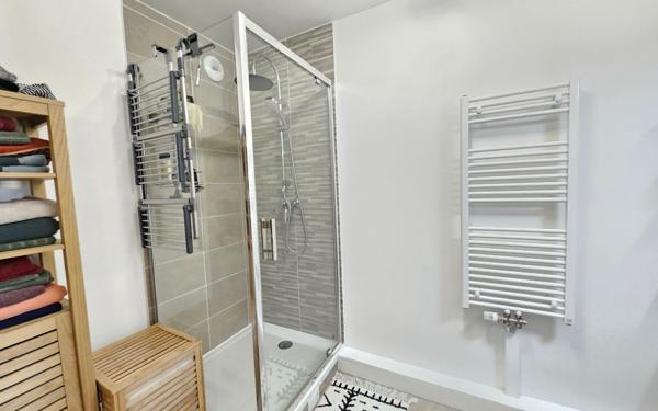 Appartement à vendre    3 pièces • 62,08 m2 Houilles