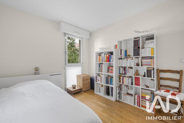 Appartement à vendre 2 pièces 48,42 m² Suresnes