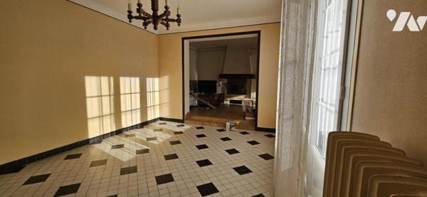 PORNIC -LA BIROCHERE -PROCHE COMMERCES ET PLAGES. Maison 3 chambres sur terrain 1 100 m²