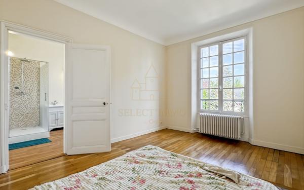 Maison à vendre    10 pièces •  Évreux