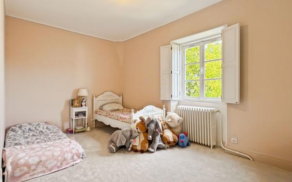 Maison à vendre    10 pièces •  Évreux