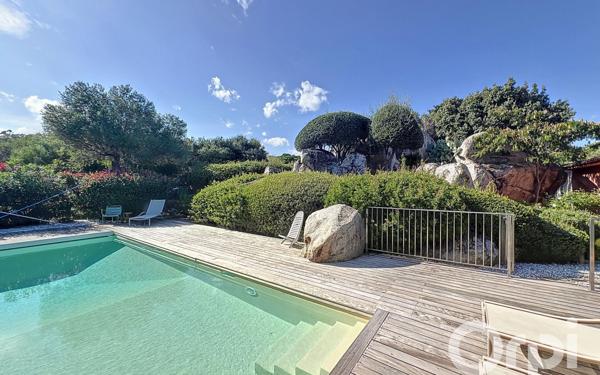 Maison à vendre    6 pièces •  Zonza