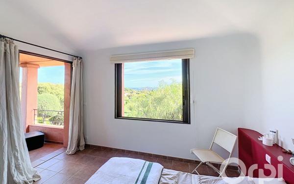 Maison à vendre    6 pièces •  Zonza