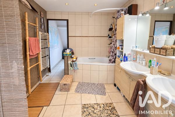 Maison à vendre 5 pièces 127 m² Chelles