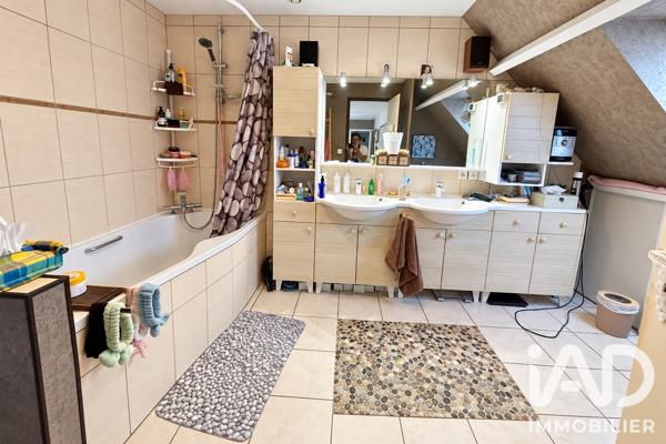Maison à vendre 5 pièces 127 m² Chelles